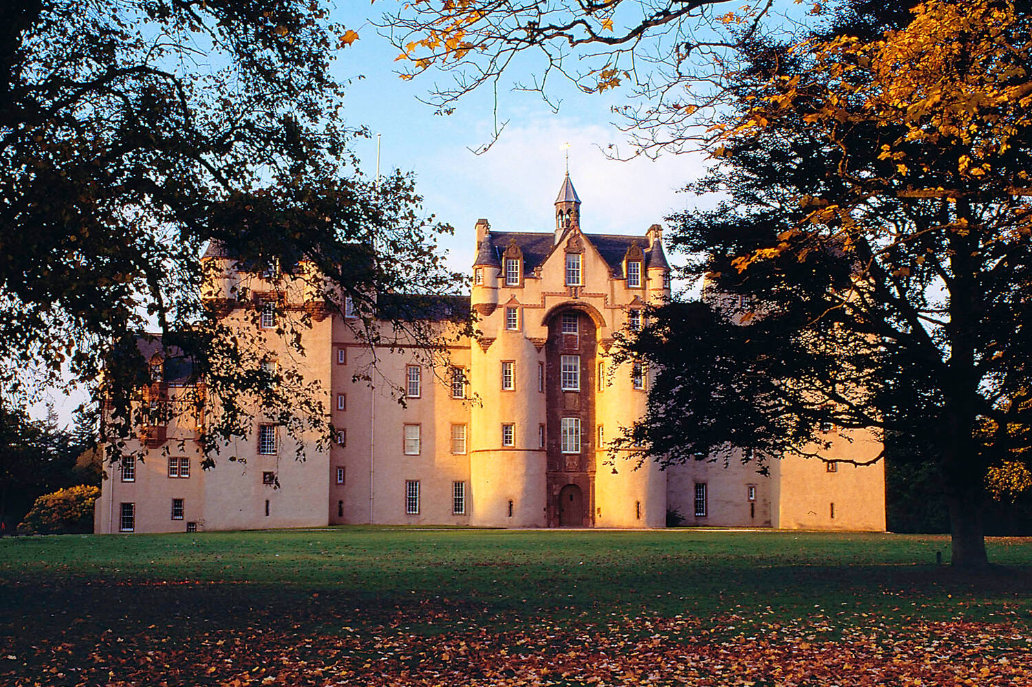 Fabulous festive and winter getaways | National Trust for Scotland