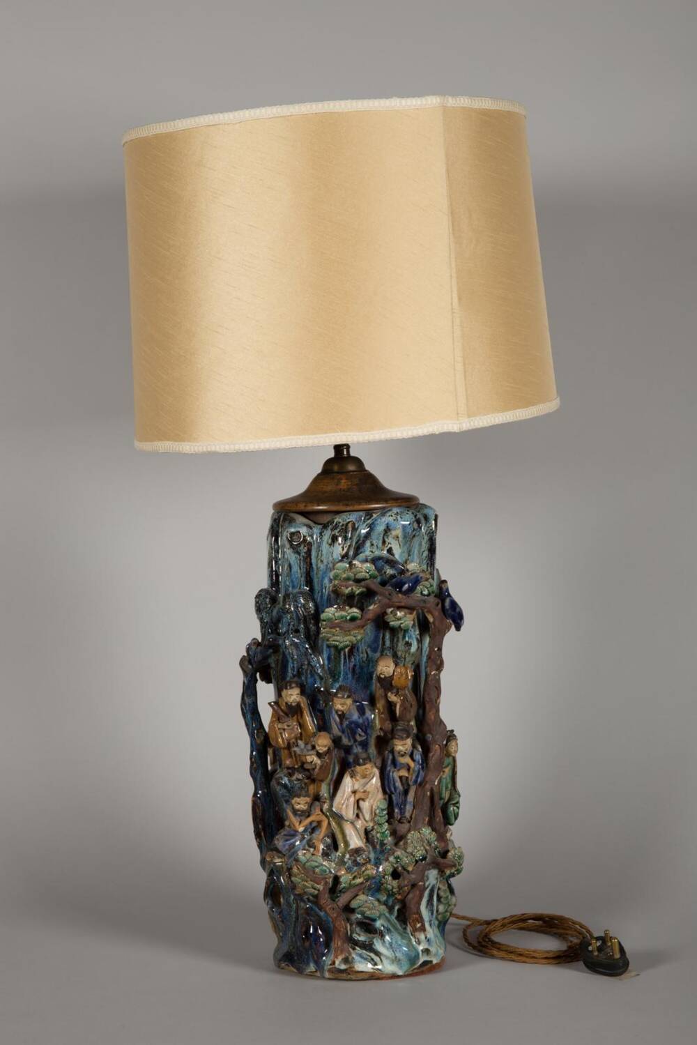 Lamp, with a Chinese base and a pale cream lampshade.