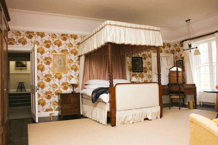 Four poster bed at Brodie Castle